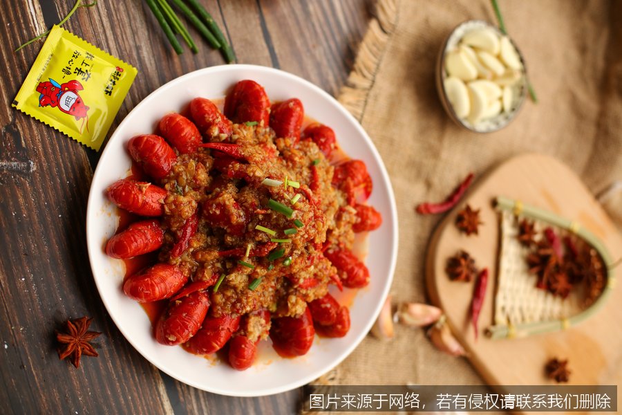 短视频引流小龙虾菜品怎么设计