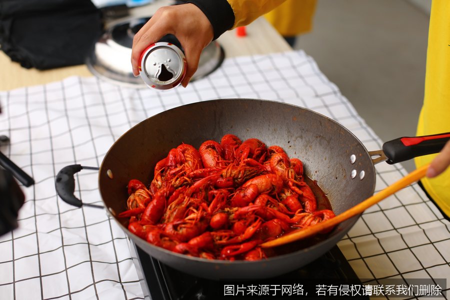 供应商评估和自制调味有什么区别